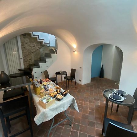 A Ca Du Barba Ge Bed & Breakfast Vallebona ภายนอก รูปภาพ